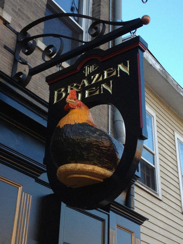 Brazen Hen Hanging Bracket