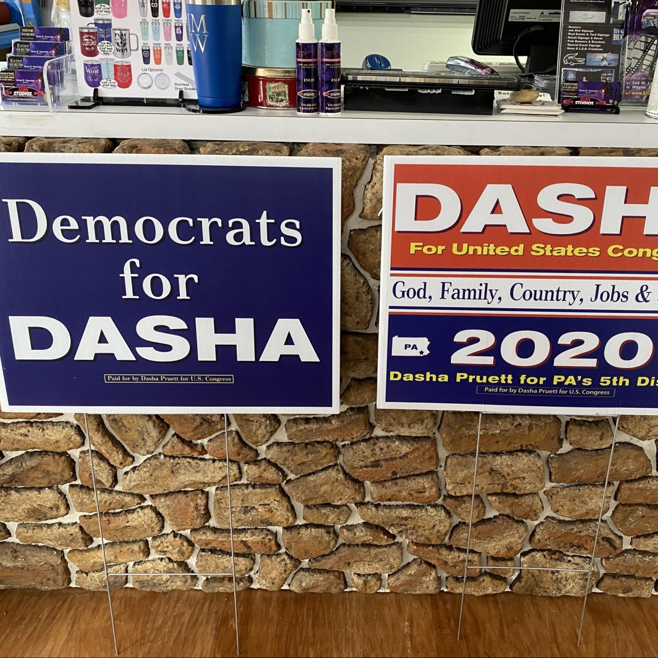 Dasha Political Signs on H-Stakes