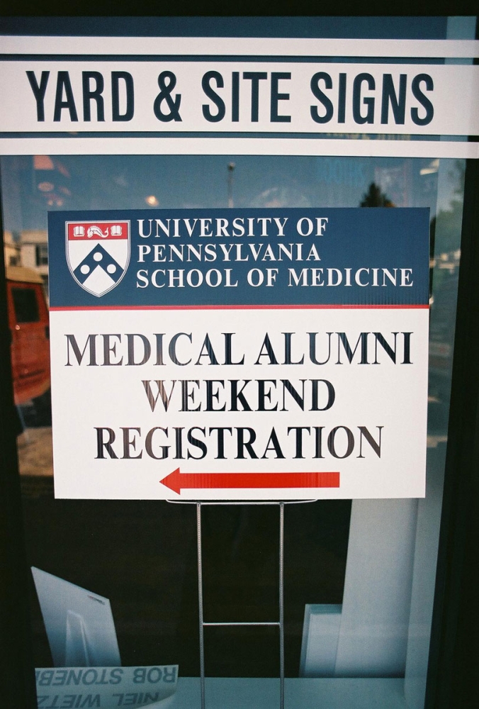 University of Penn School of Medicine Directional Corro Site Sign