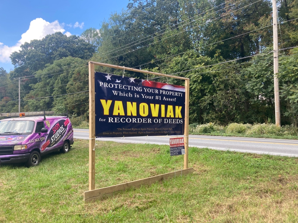 Yanoviak Campaign Banner
