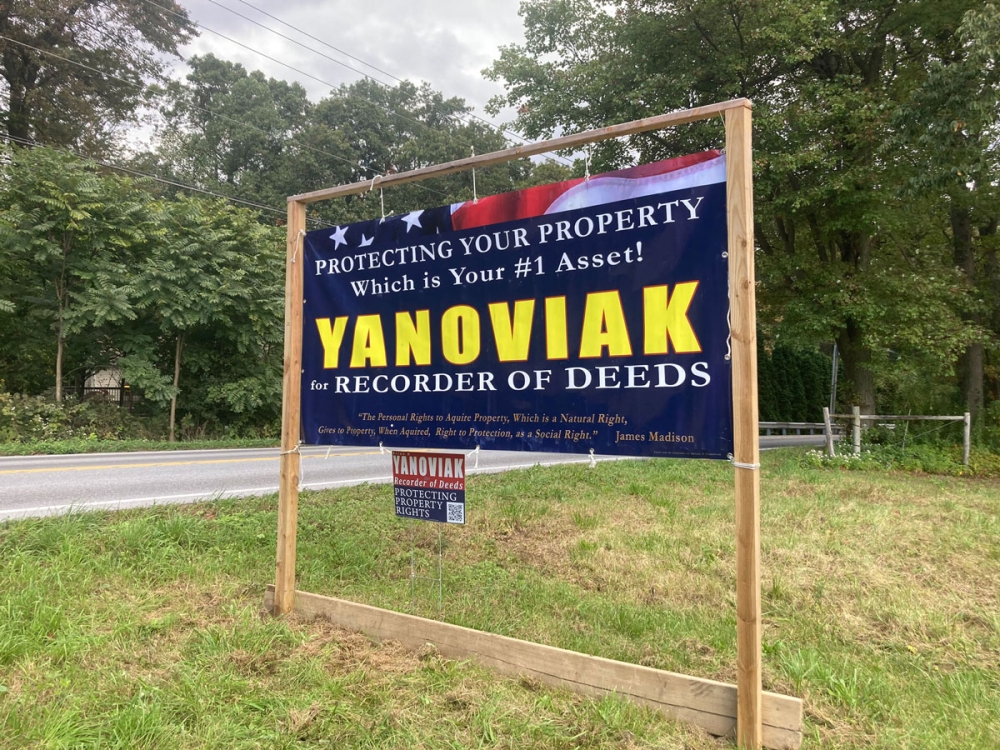 Yanoviak Campaign Banner