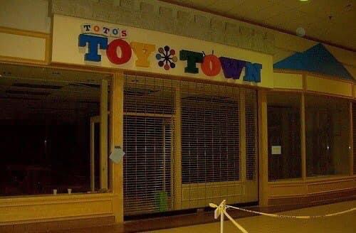 Toto's Toy Town Set