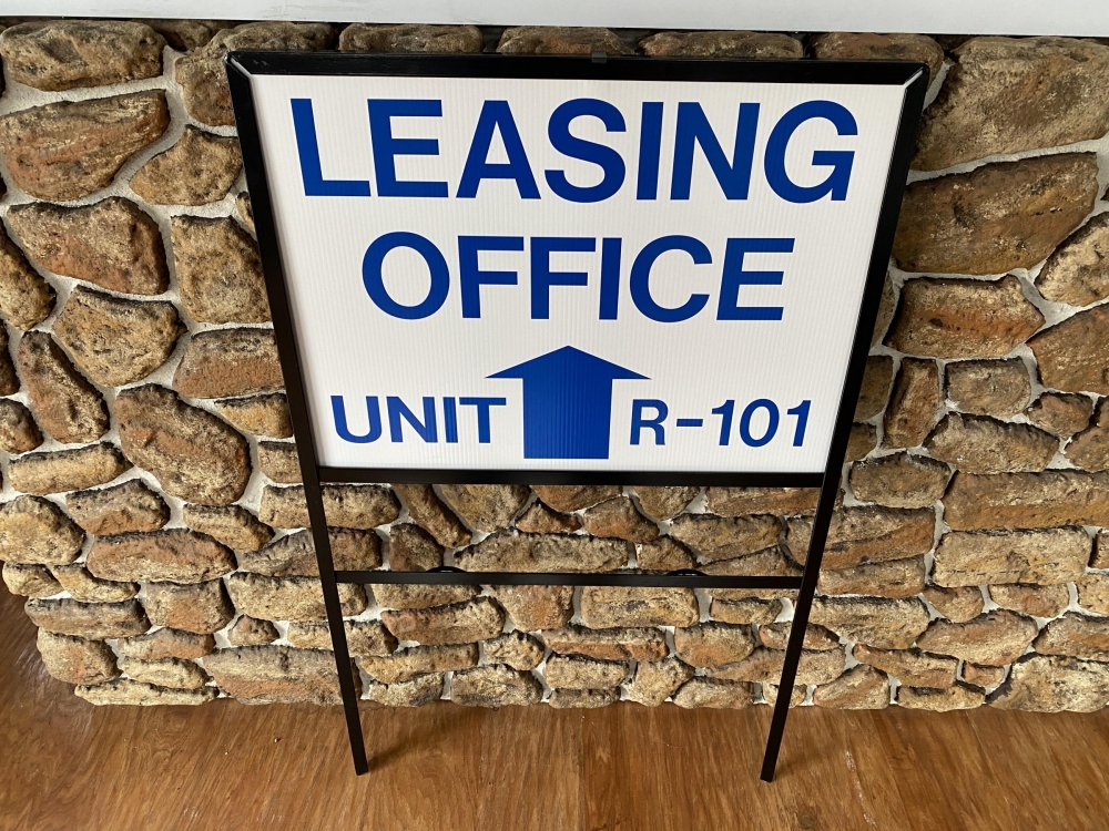 La Maison Leasing Office Sign in Metal Frame