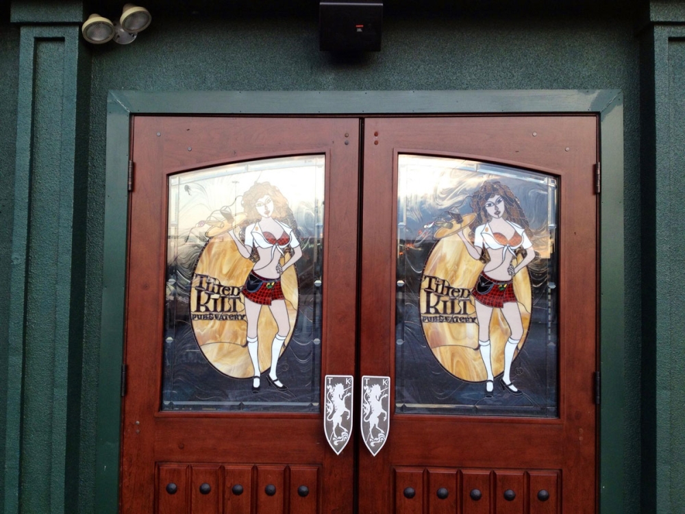 Tilted Kilt Window Design