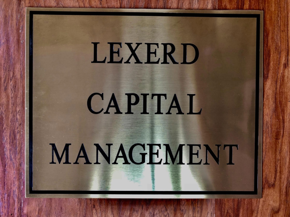 Lexerd Capital Management Plaque 